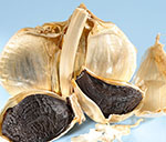 Bild von schwarzem Knoblauch