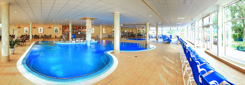 Panoramaaufnahme von der Therme in Schwangau